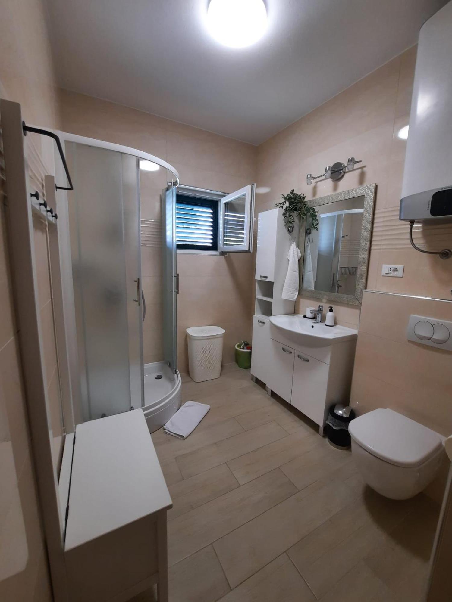 Buntin Apartments Primošten Екстериор снимка