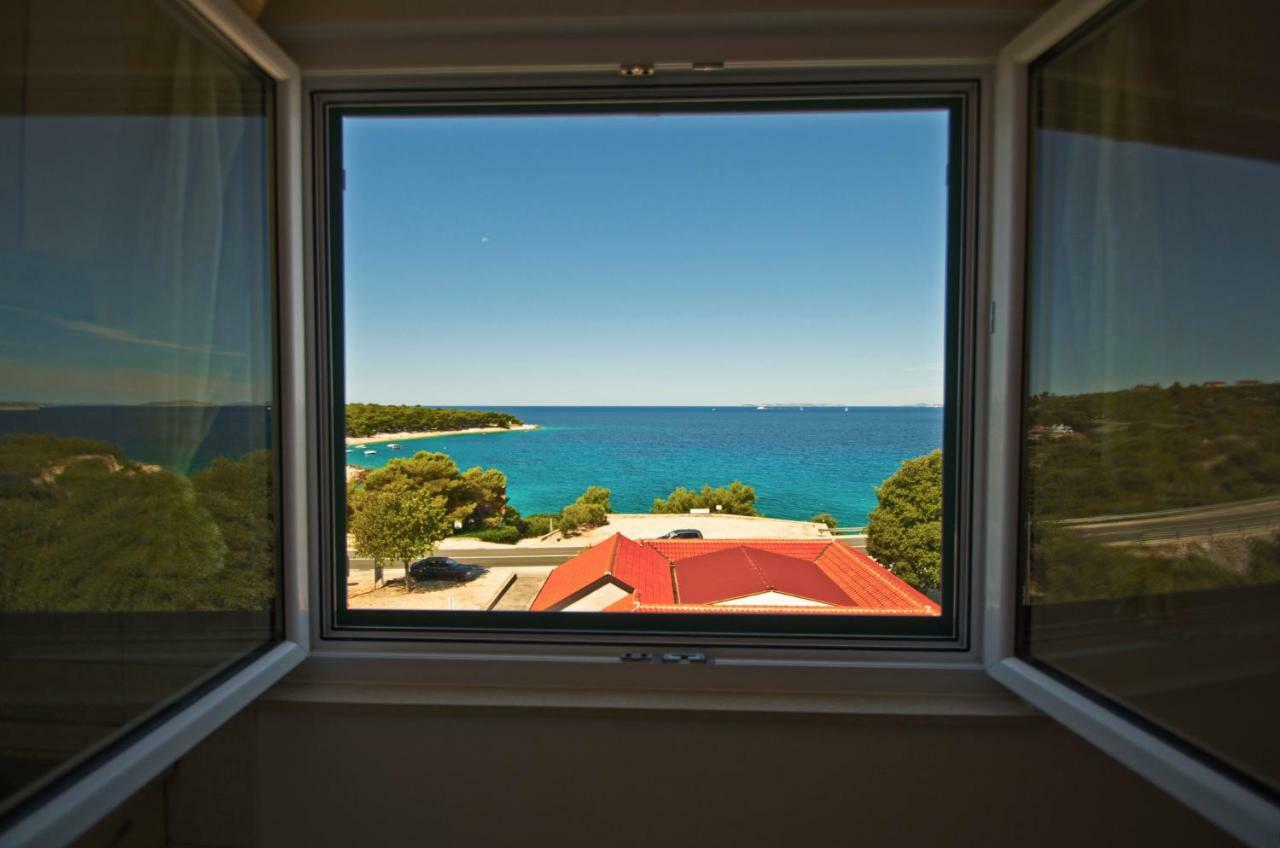 Buntin Apartments Primošten Екстериор снимка